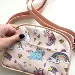 Dětská kabelka junior girl Jednorožci a duhy na růžovém pozadí