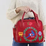 Dámská kabelka Kitto – sametový potisk Pod křídlem