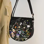 Kabelka saddle V terénu