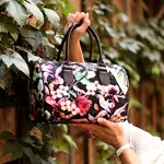 Dámská kabelka Barrel – textilní potisk pestré květiny
