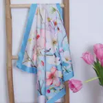 Elegantní šátek z hedvábí Armani Jasné květiny 68 × 68 cm – ruční výroba  - fotografie 3