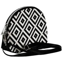 Mini kabelka  Coquette  Černá a bílá geometrický vzor