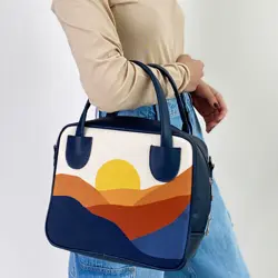 Dámská kabelka Kitto – sametový potisk poušť