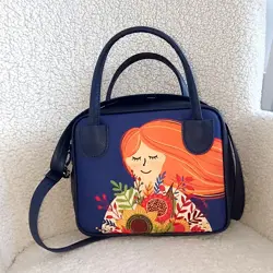 Dámská kabelka Kitto – sametový potisk Rusovlasá dívka