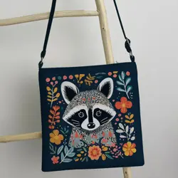 Kabelka Taystra Mýval mezi květinami