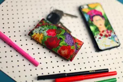 Klíčenka do kabelky – barevná kapsička na klíče s karabinkami Květiny