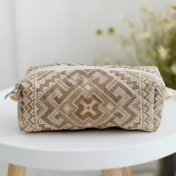 Kosmetická taška Pusheen – stylová a prostorná taštička na kosmetiku Ornament 