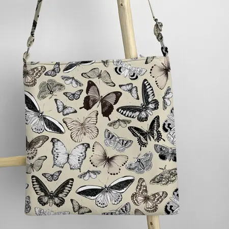 Kabelka Taystra  Motýli