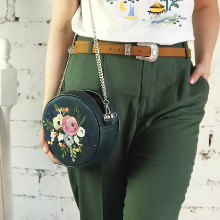 Kabelka tablet  Květy, tmavě zelené