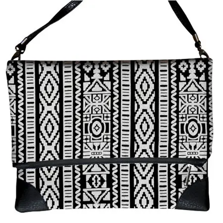 Kabelka pretty Černá a bílá ozdoba