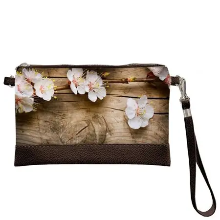 Malá kabelka přes rameno duben