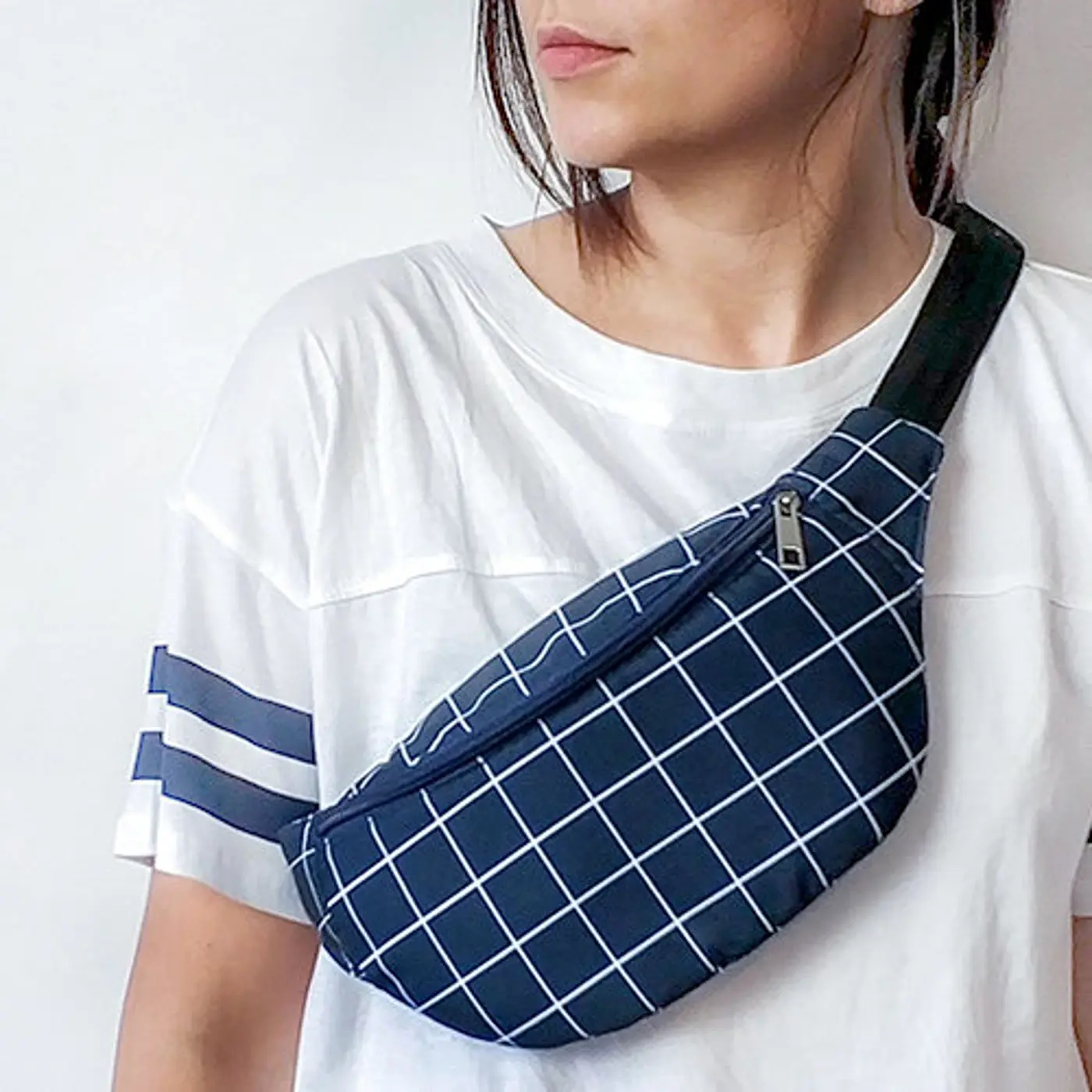 Ledvinka BUMBAG  modrý kár - fotografie 1