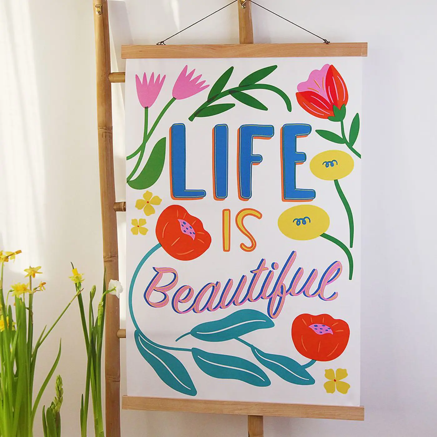Látkový plakát na zeď Life is beautiful - fotografie 1