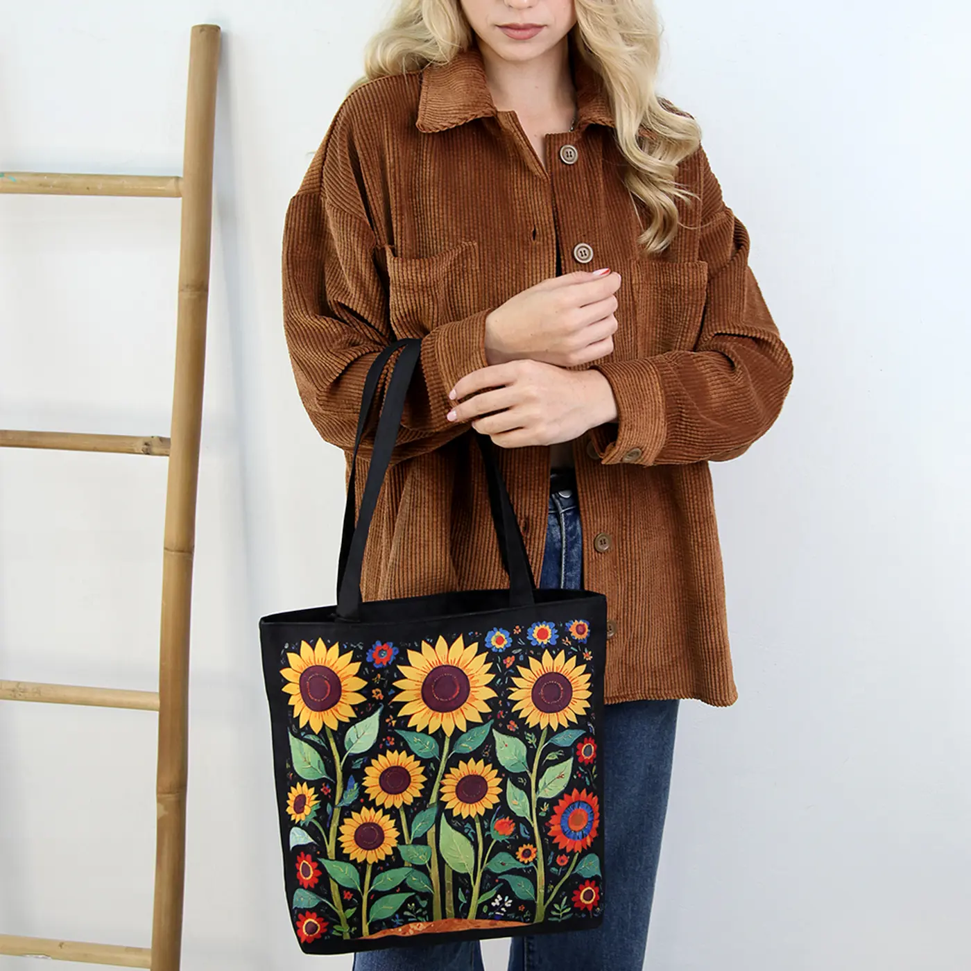 Textilní taška Tenderness Slunečnice na černém pozadí – stylový shopper na zip - fotografie 1