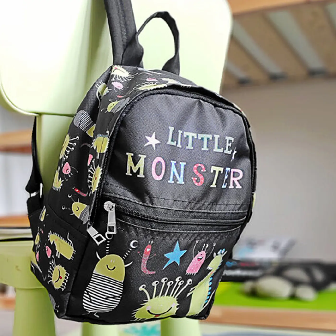 Dětský látkový batůžek Light Little monster - fotografie 1